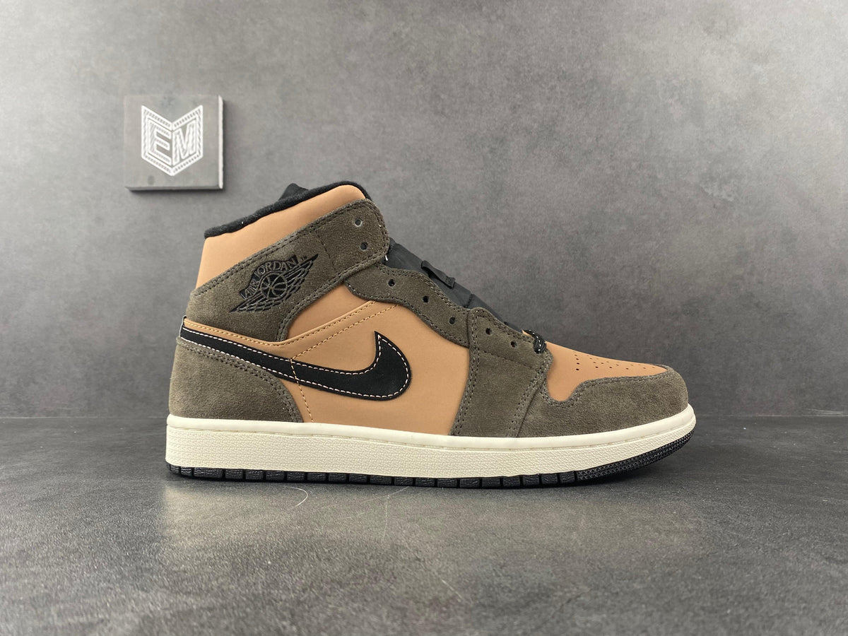 Nike Air Jordan 1 Mid SE Dark Chocolate