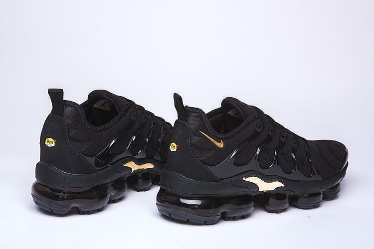 Tênis Nike Air Vapormax Plus