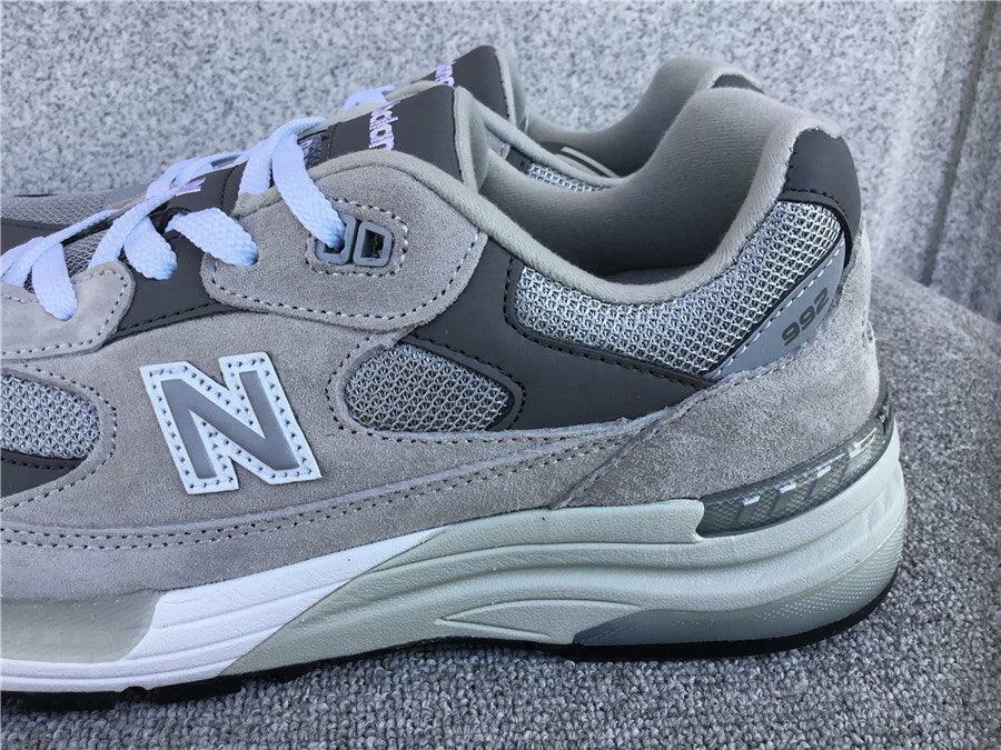 Tênis New Balance 992