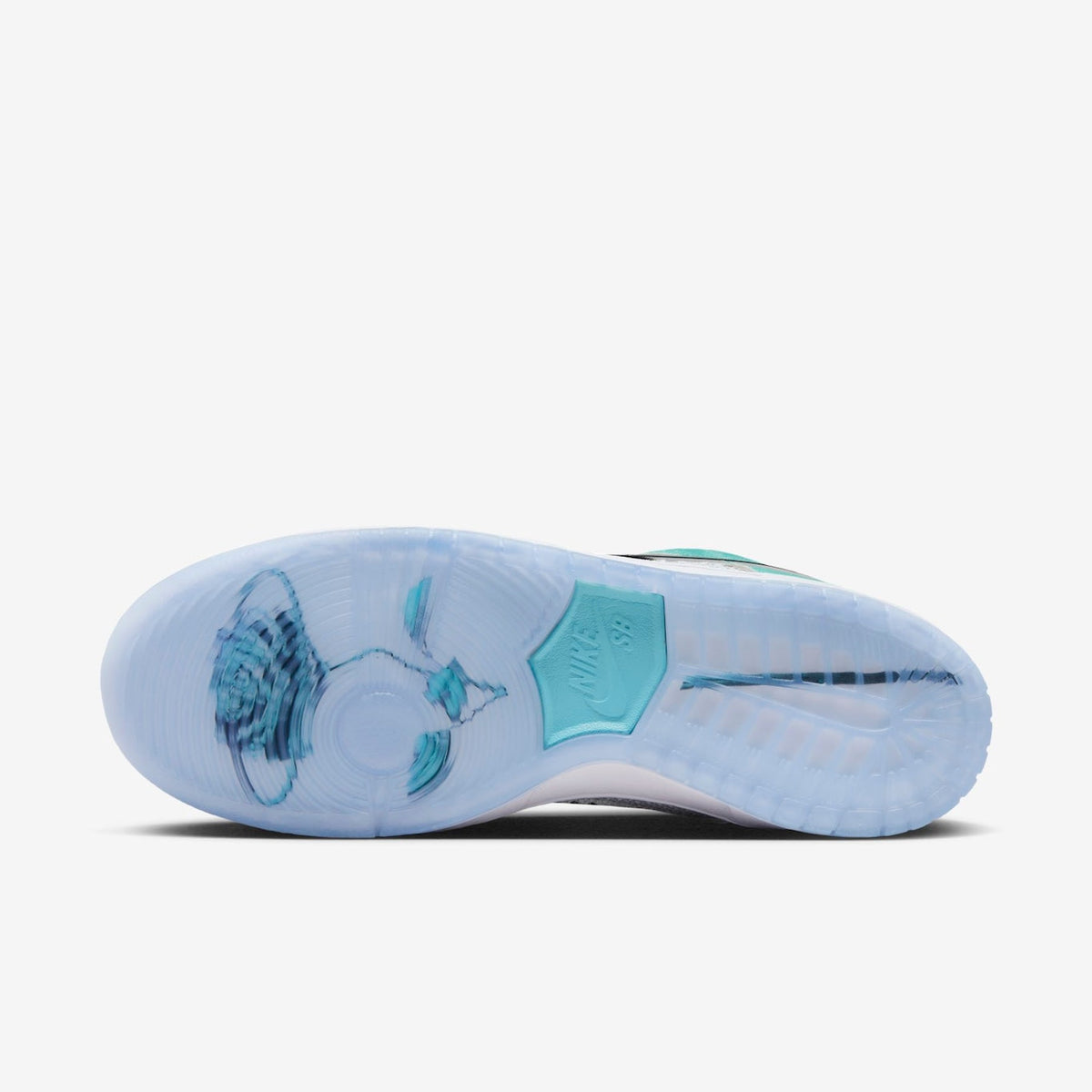 Nike SB x April Skateboards Dunk Low Pro