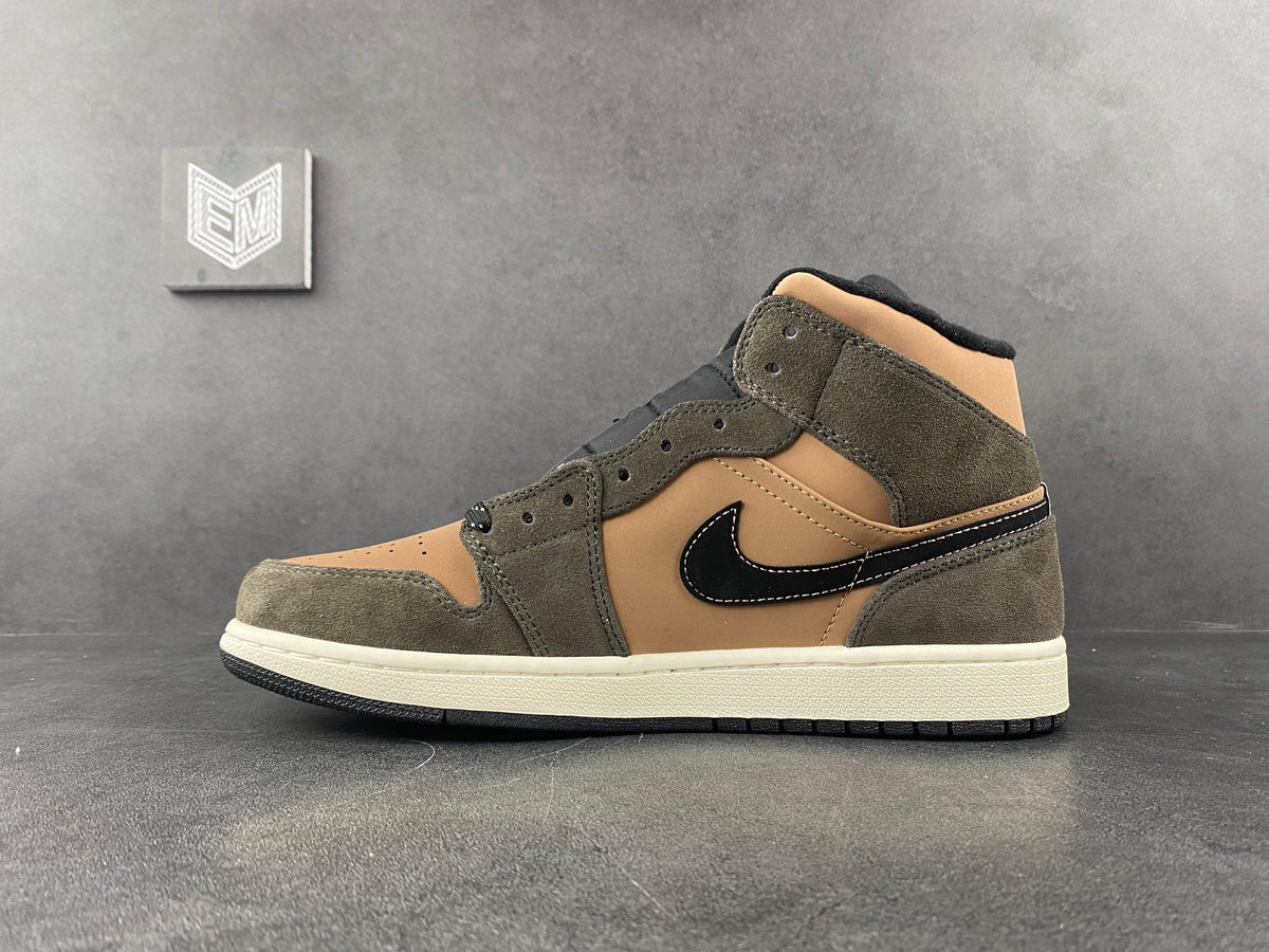 Nike Air Jordan 1 Mid SE Dark Chocolate
