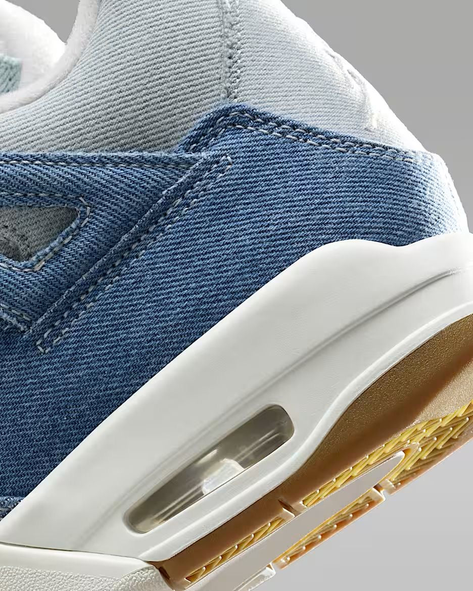 Air Jordan 4 Retro "Worn Blue"