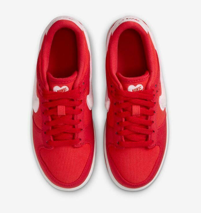 Nike Dunk Low GS "Valentine's Day"