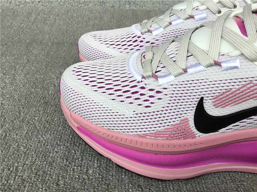 Nike Vomero 18